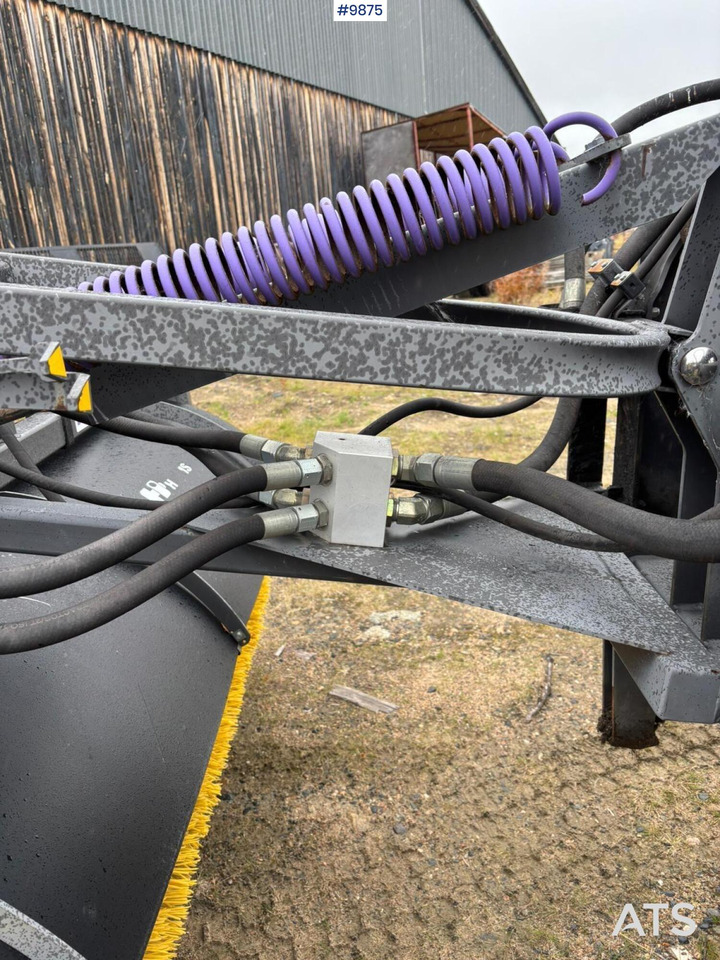 Holms Sweeper Large BM - Brosse: photos 4 Holms Sweeper Large BM - Brosse: photos 4