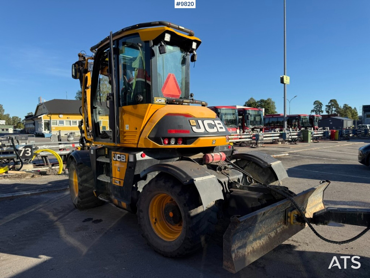 JCB Hydradig 110w wheel excavator with tiltrotator and attachments - Pelle sur pneus: photos 5 JCB Hydradig 110w wheel excavator with tiltrotator and attachments - Pelle sur pneus: photos 5