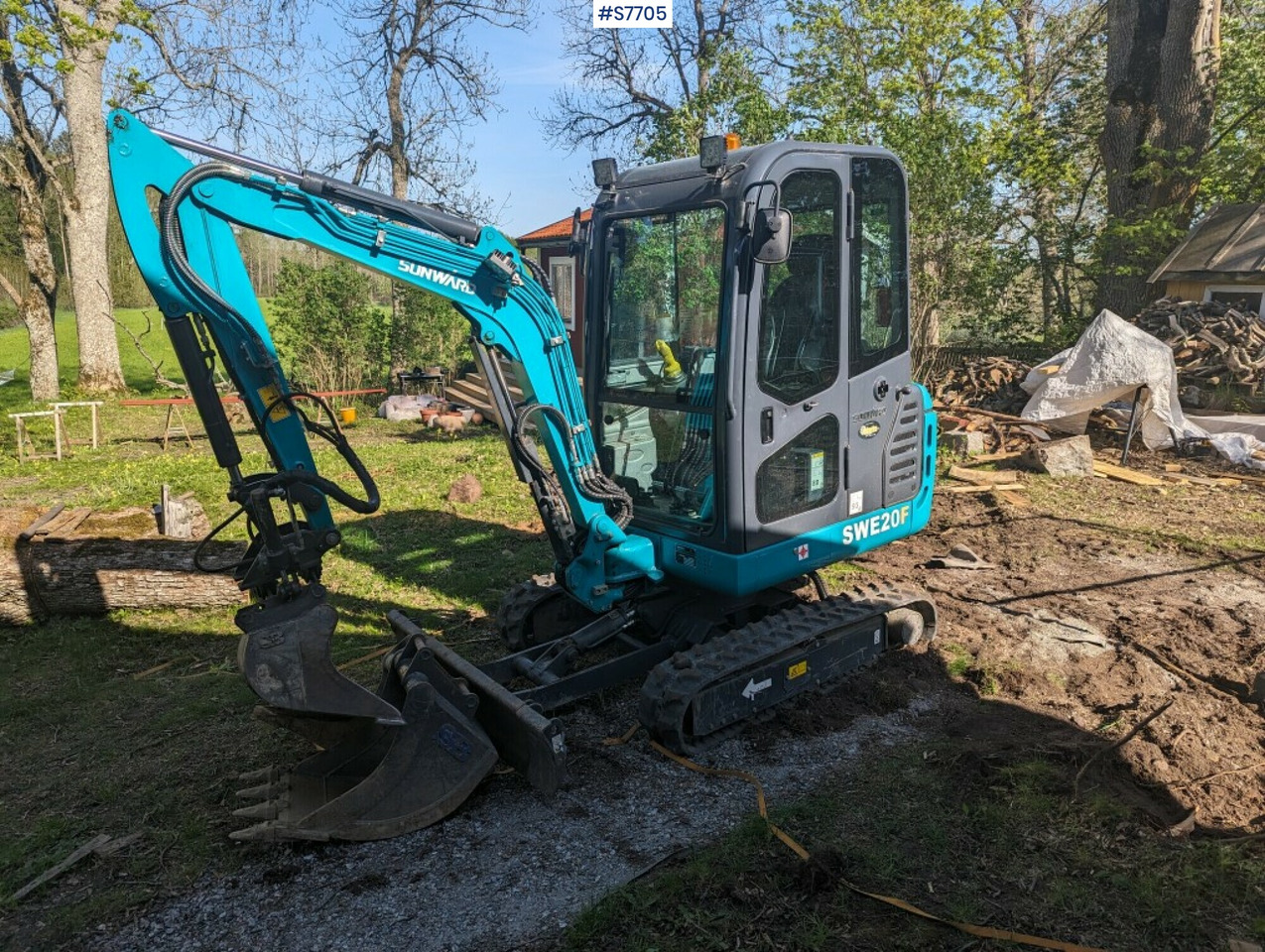 Mini excavator Sunward SWE20F with buckets SEE VIDEO - Pelle: photos 1 Mini excavator Sunward SWE20F with buckets SEE VIDEO - Pelle: photos 1