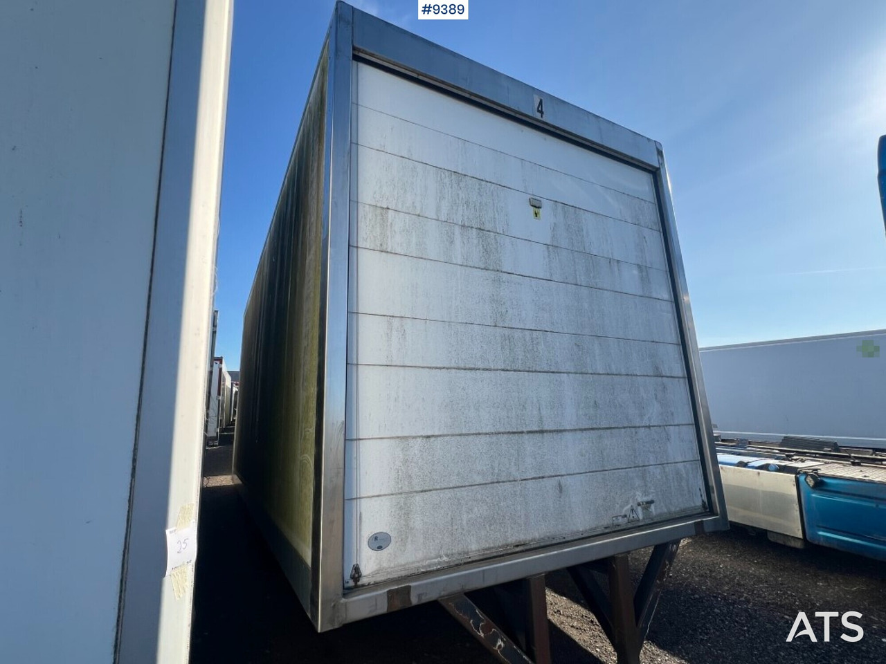 Refrigerated trailer box - Lagab - 6ton - Carrosserie frigorifique: photos 2 Refrigerated trailer box - Lagab - 6ton - Carrosserie frigorifique: photos 2
