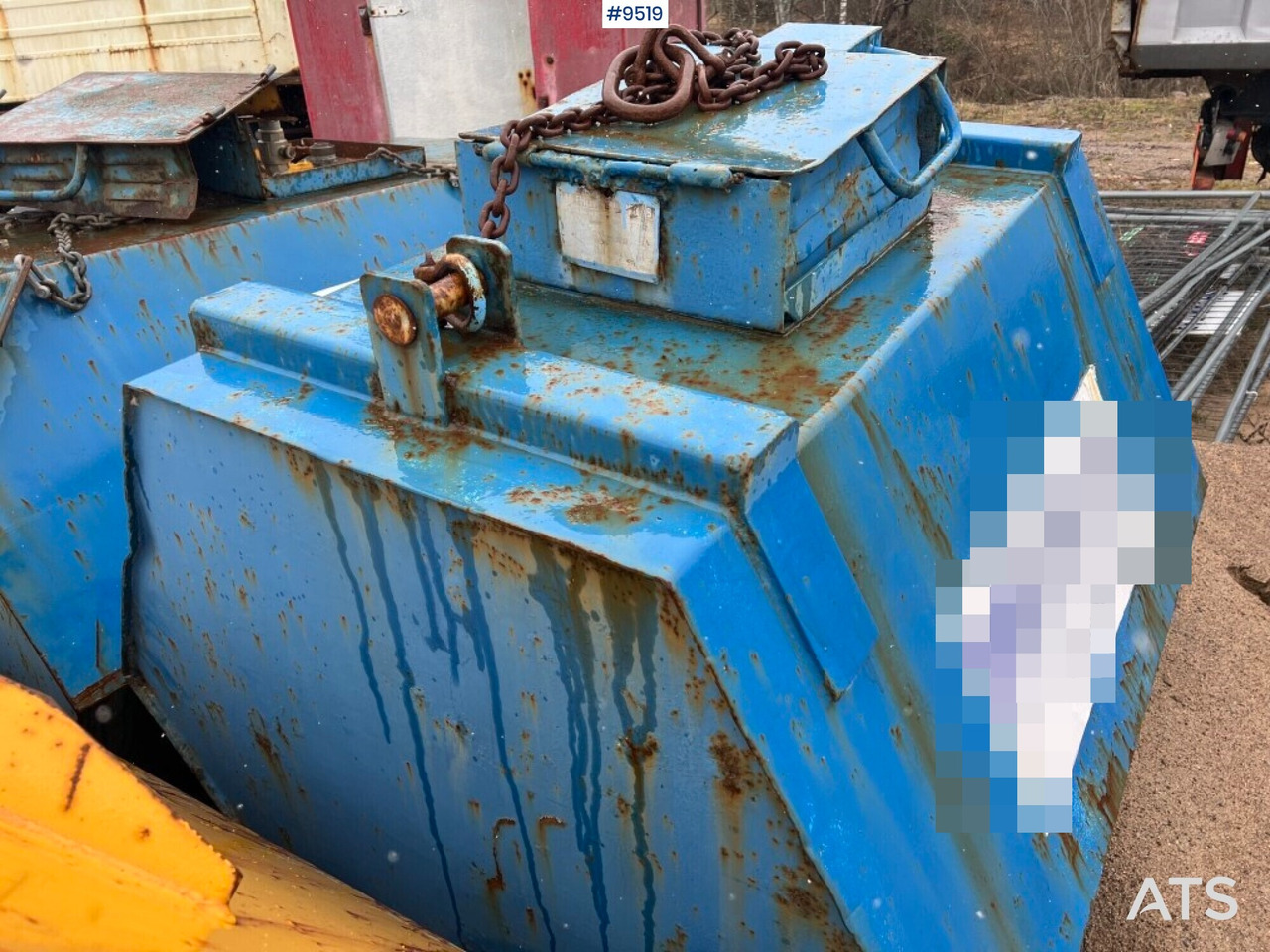 Tank diesel - 1,5 cubic - J-O Fherm dumper - Cuve de stockage: photos 1 Tank diesel - 1,5 cubic - J-O Fherm dumper - Cuve de stockage: photos 1