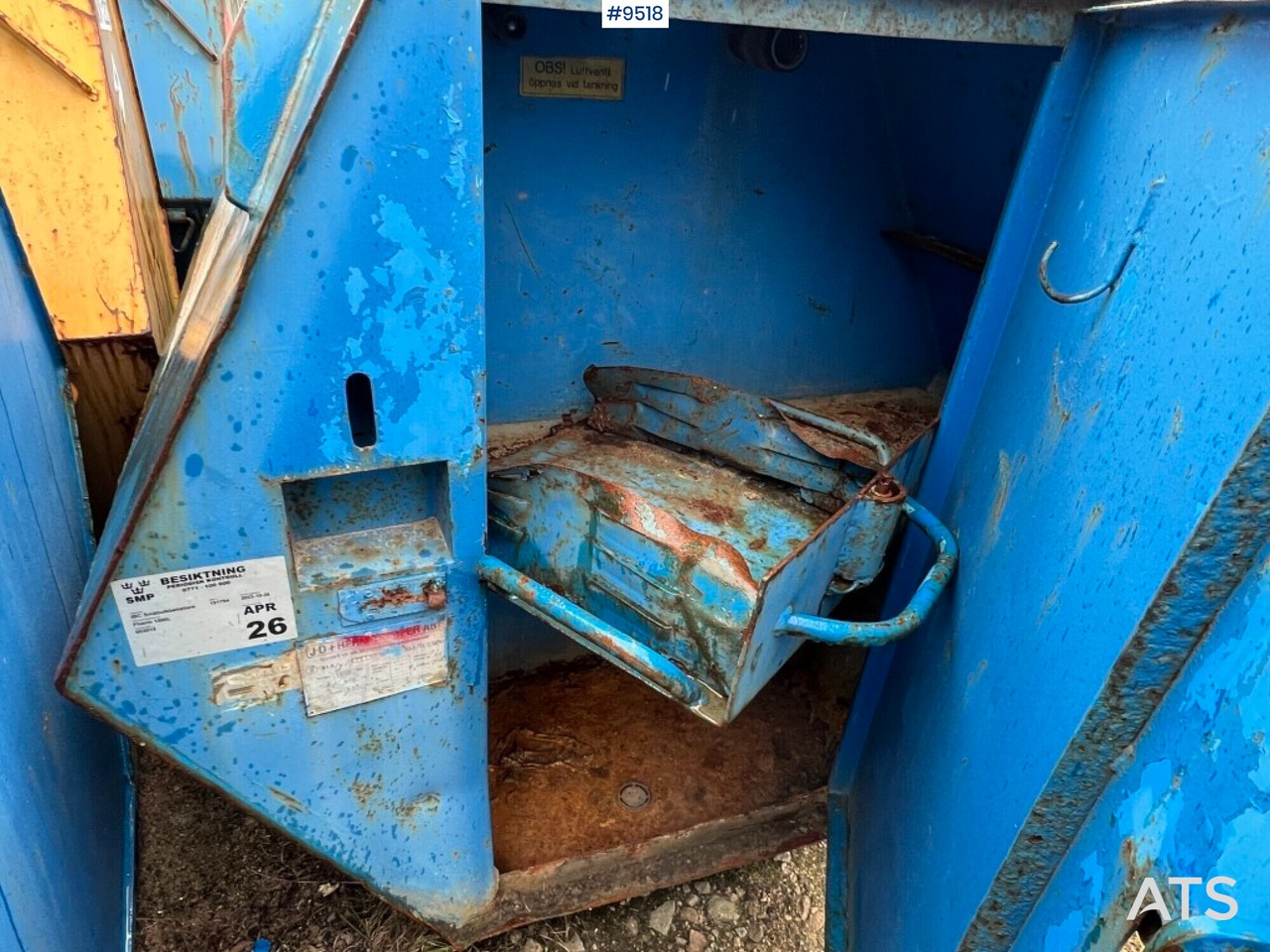Tank diesel - 1,5 cubic - J-O Fherm dumper - Cuve de stockage: photos 5 Tank diesel - 1,5 cubic - J-O Fherm dumper - Cuve de stockage: photos 5