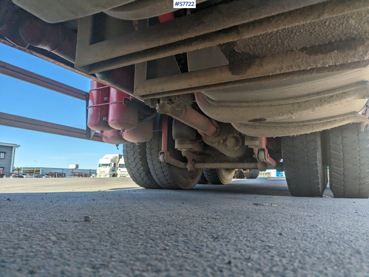 Tipper Truck DAF FAT XF530Z - Camion benne: photos 4 Tipper Truck DAF FAT XF530Z - Camion benne: photos 4