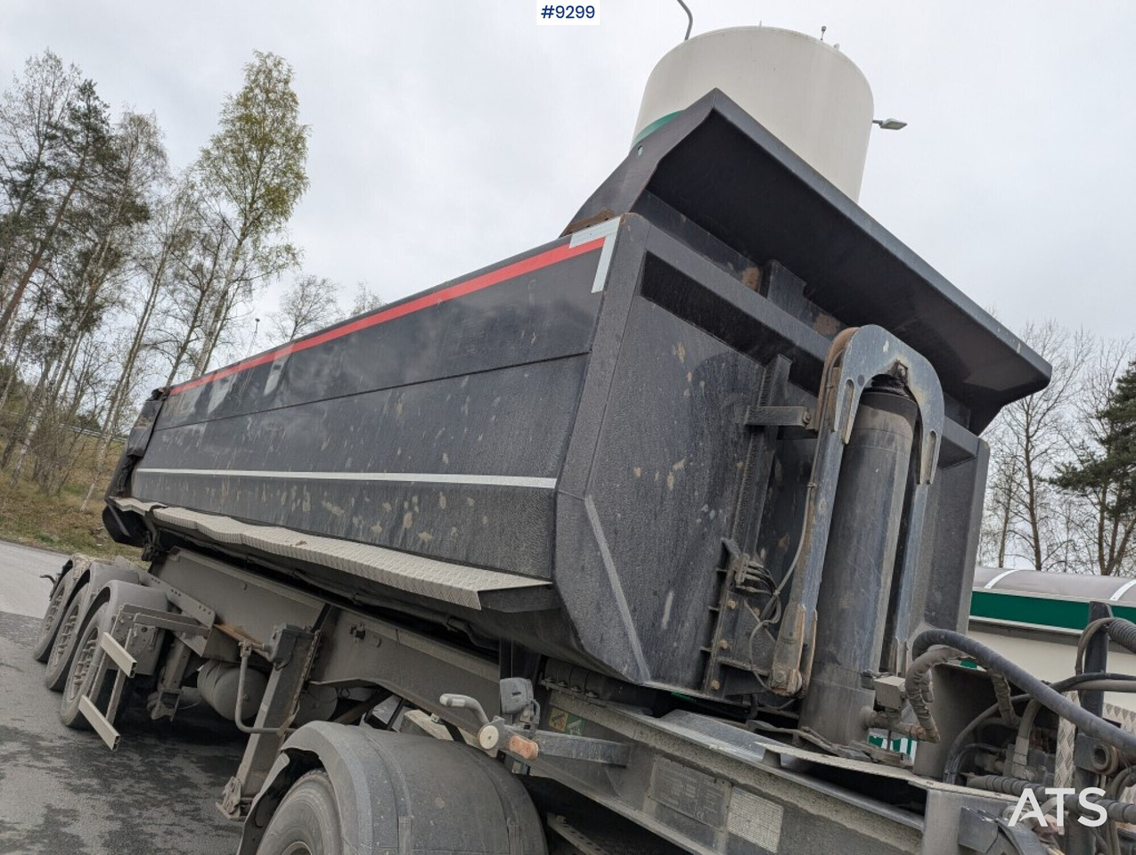 Tractor Unit Mercedes-Benz Arocs 3351 6x4 with tipper trailer - Tracteur routier: photos 5 Tractor Unit Mercedes-Benz Arocs 3351 6x4 with tipper trailer - Tracteur routier: photos 5