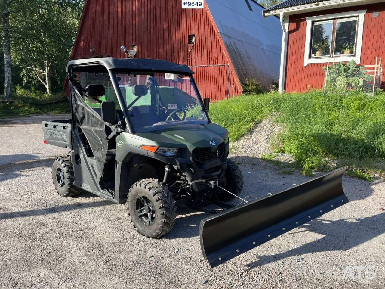 UTV CFMOTO UFORCE 600 - Quadricycle: photos 1 UTV CFMOTO UFORCE 600 - Quadricycle: photos 1