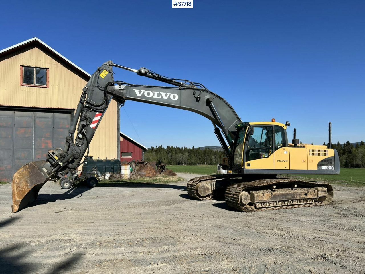VOLVO EC 290 CL WITH DIGGING SYSTEM AND GEAR (SEE VIDEO) - Pelle: photos 1 VOLVO EC 290 CL WITH DIGGING SYSTEM AND GEAR (SEE VIDEO) - Pelle: photos 1