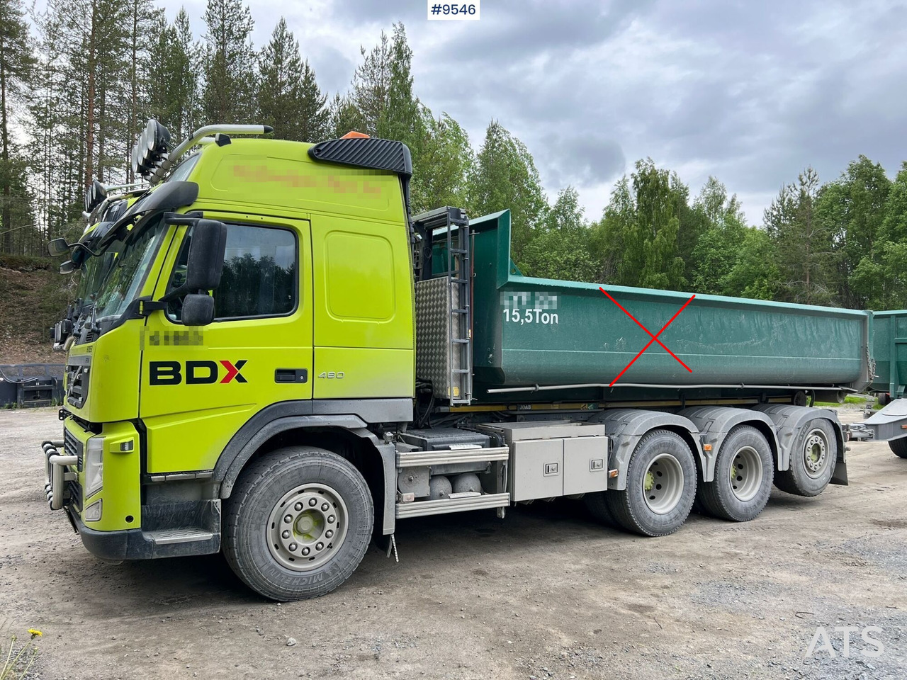 Volvo FM 8*4 Tridem Lastväxlare - Camion ampliroll: photos 1 Volvo FM 8*4 Tridem Lastväxlare - Camion ampliroll: photos 1
