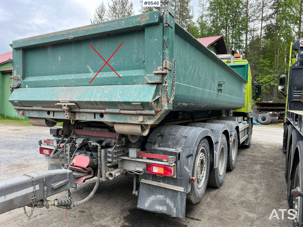 Volvo FM 8*4 Tridem Lastväxlare - Camion ampliroll: photos 3 Volvo FM 8*4 Tridem Lastväxlare - Camion ampliroll: photos 3