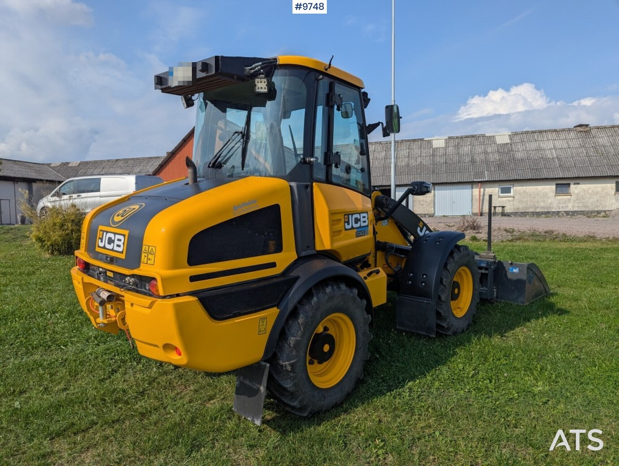 Wheel loader JCB 409 Stage V Nordic Edition 40km/h with attachments - Chargeuse sur pneus: photos 3 Wheel loader JCB 409 Stage V Nordic Edition 40km/h with attachments - Chargeuse sur pneus: photos 3