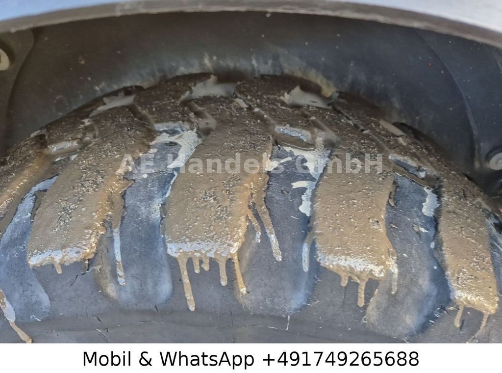 Chargeuse sur pneus Komatsu WA70-7 *Schaufel-1,5m³/Gabel/Schnellwechsler: photos 11 Chargeuse sur pneus Komatsu WA70-7 *Schaufel-1,5m³/Gabel/Schnellwechsler: photos 11