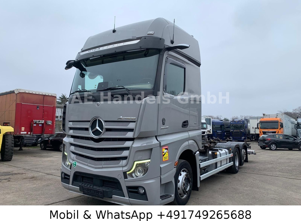 Camion porte-conteneur/ Caisse mobile Mercedes-Benz Actros V 2545 GigaSpace BDF *Retarder/Multi/LBW: photos 7 Camion porte-conteneur/ Caisse mobile Mercedes-Benz Actros V 2545 GigaSpace BDF *Retarder/Multi/LBW: photos 7