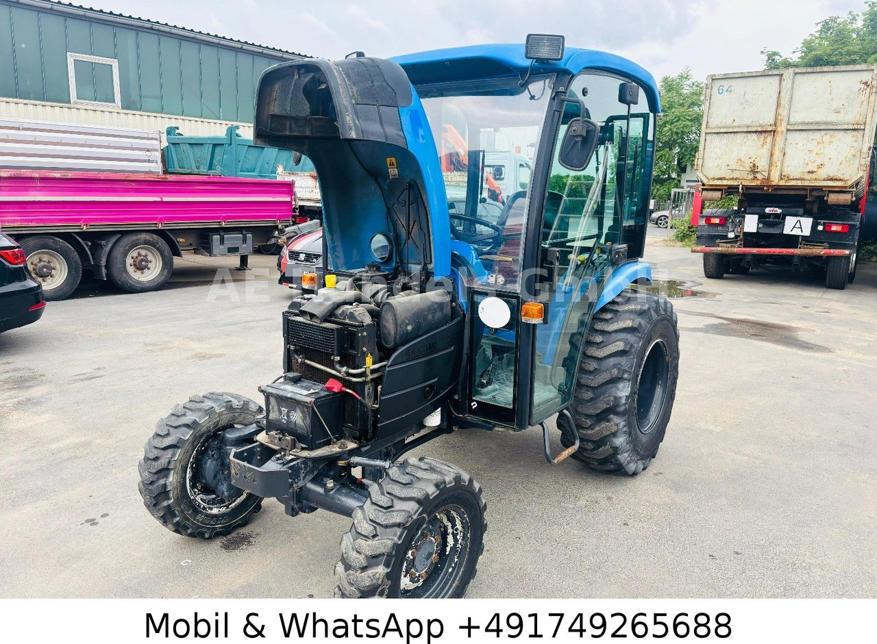 Tracteur agricole New Holland TC22D Compact Tractor *1500Std./StraßenZulassung: photos 17 Tracteur agricole New Holland TC22D Compact Tractor *1500Std./StraßenZulassung: photos 17