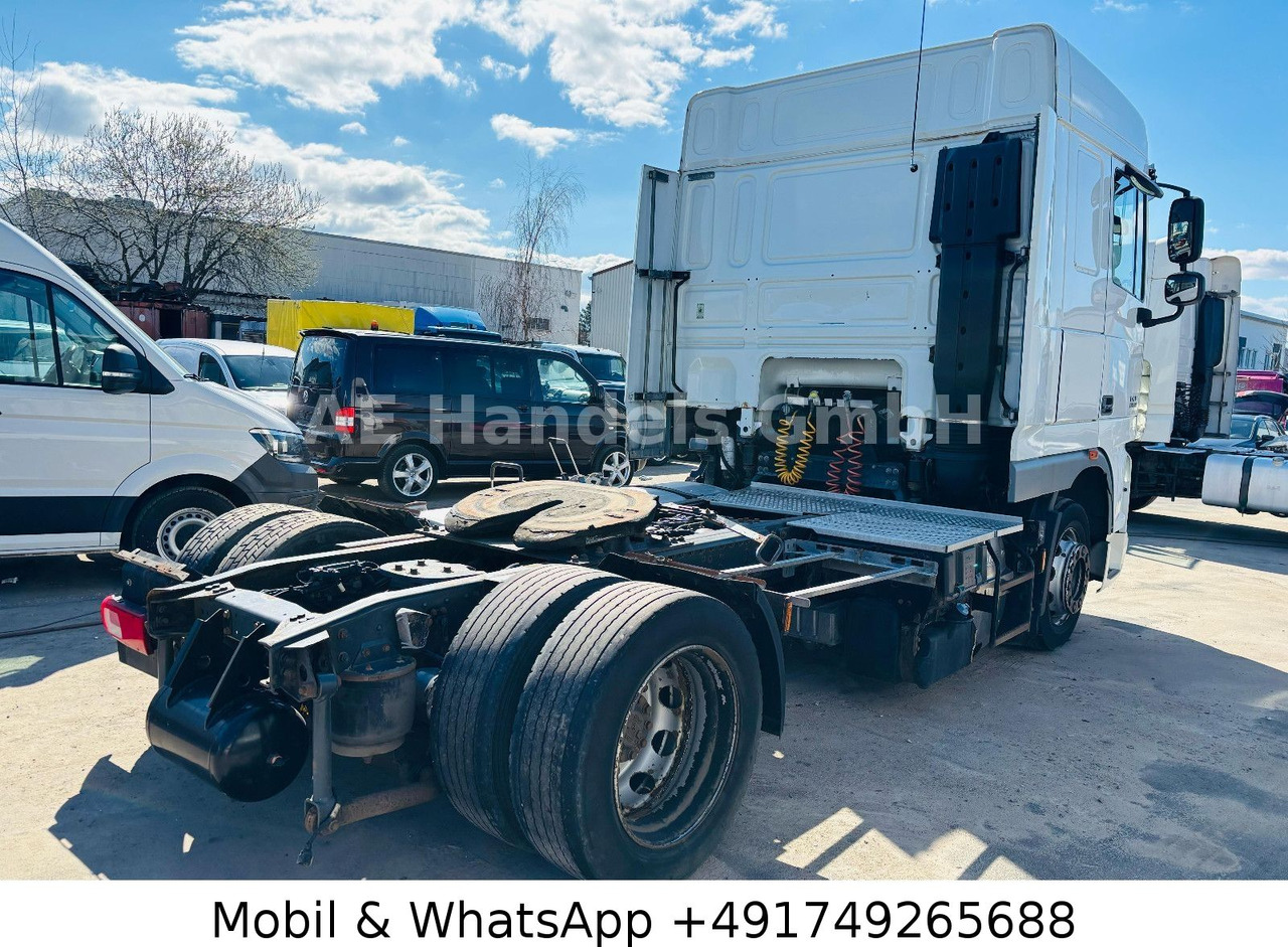 DAF XF 105.460 SC BL Low *Retarder / Standklima - Tracteur routier: photos 4 DAF XF 105.460 SC BL Low *Retarder / Standklima - Tracteur routier: photos 4