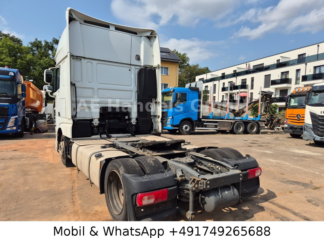 DAF XF 460 BL LowDeck*Retarder/ACC/2xTank/Standklima - Tracteur routier: photos 5 DAF XF 460 BL LowDeck*Retarder/ACC/2xTank/Standklima - Tracteur routier: photos 5