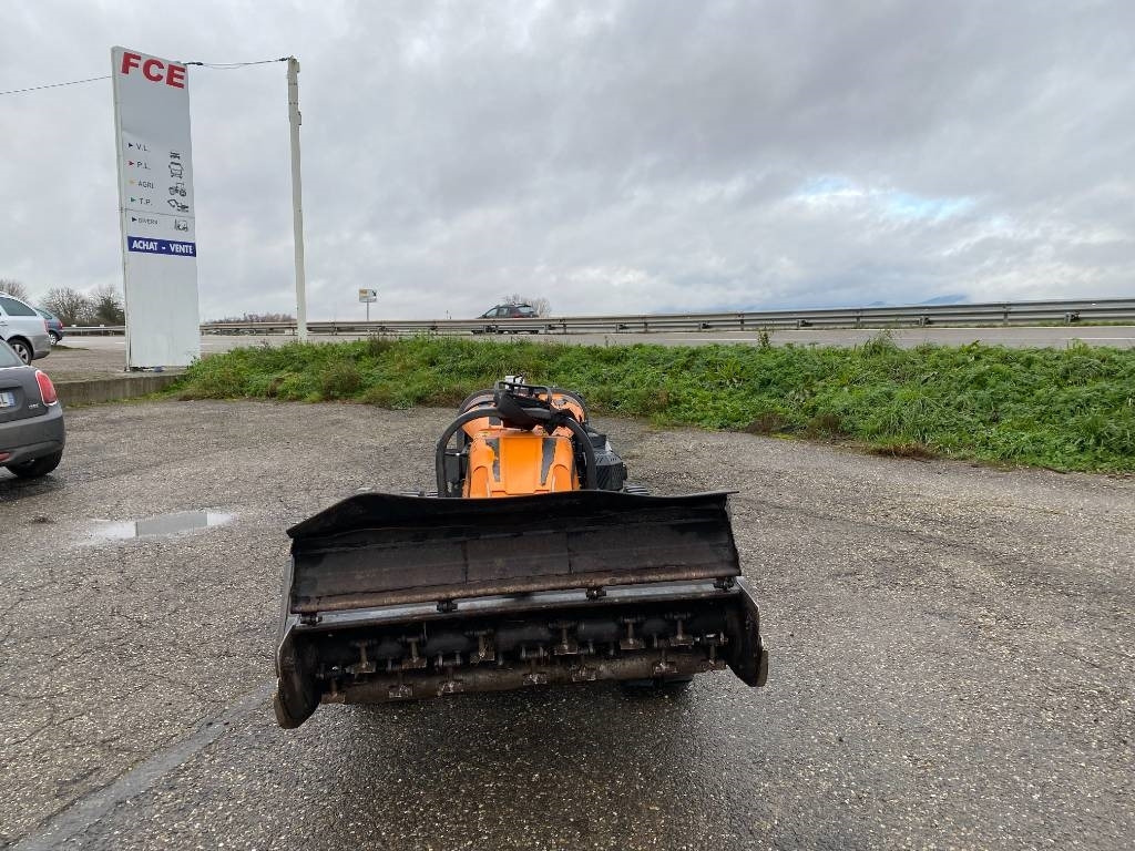 Energreen ENERGREEN ROBOGREEN EVO + HEAD 130 1er Main - Tracteur communal: photos 2 Energreen ENERGREEN ROBOGREEN EVO + HEAD 130 1er Main - Tracteur communal: photos 2