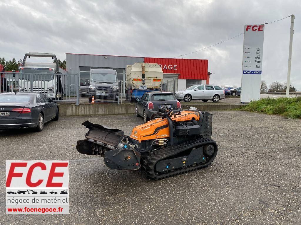 Energreen ENERGREEN ROBOGREEN EVO + HEAD 130 1er Main - Tracteur communal: photos 1 Energreen ENERGREEN ROBOGREEN EVO + HEAD 130 1er Main - Tracteur communal: photos 1