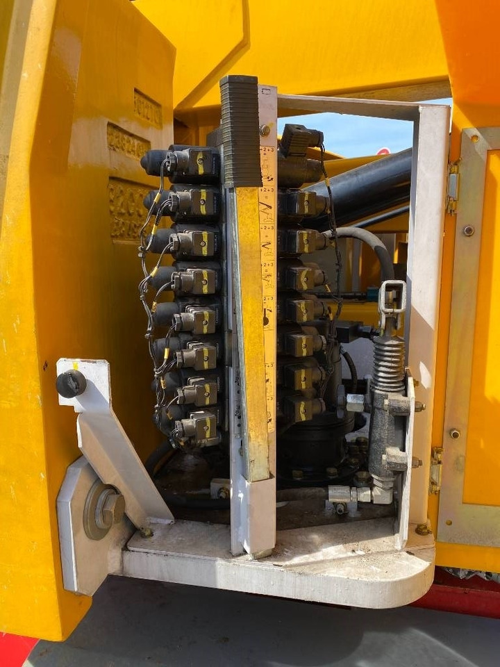 Nacelle articulée Haulotte HA 15 IP: photos 16 Nacelle articulée Haulotte HA 15 IP: photos 16