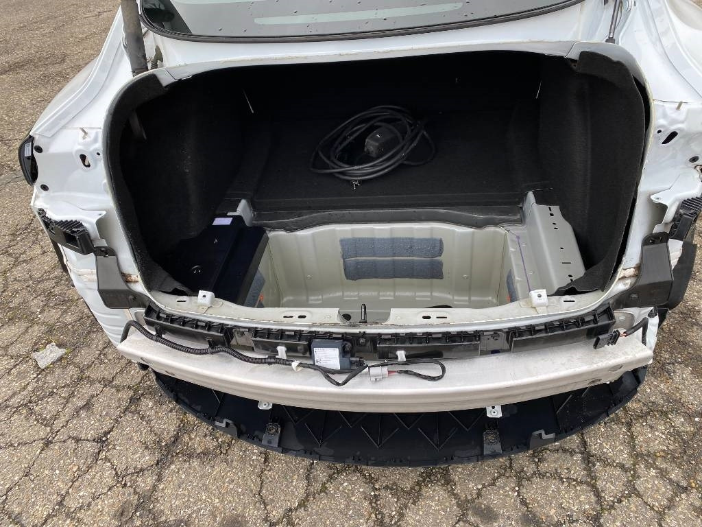 Voiture Tesla MODEL 3 5YJ3 - Rwd-Carte Grise Française endommagé: photos 12