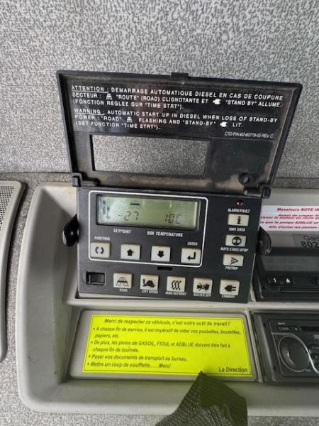 Iveco STRALIS 360 EEV FRIGO HAYON CARRIER - Camion frigorifique: photos 5 Iveco STRALIS 360 EEV FRIGO HAYON CARRIER - Camion frigorifique: photos 5