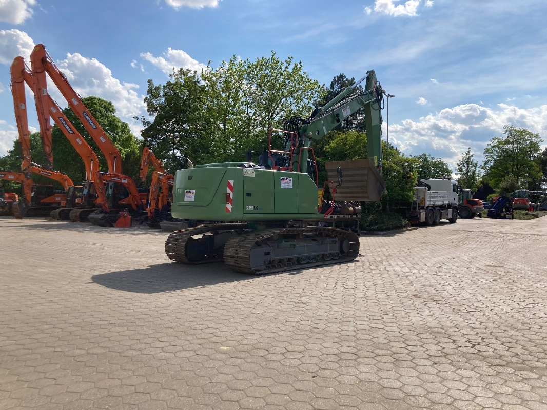 Atlas 225LC-BLUE - Pelle sur chenille: photos 2 Atlas 225LC-BLUE - Pelle sur chenille: photos 2