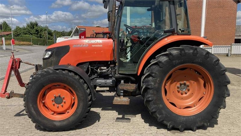 Kubota M8540N - Tracteur agricole: photos 1 Kubota M8540N - Tracteur agricole: photos 1