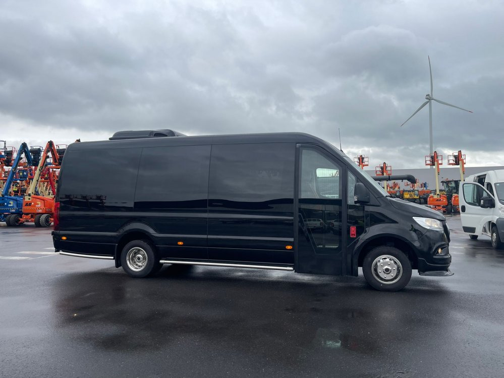 Mercedes Sprinter 519 CDI 2.2L Diesel Automatic VIP - Minibus, Transport de personnes: photos 1 Mercedes Sprinter 519 CDI 2.2L Diesel Automatic VIP - Minibus, Transport de personnes: photos 1