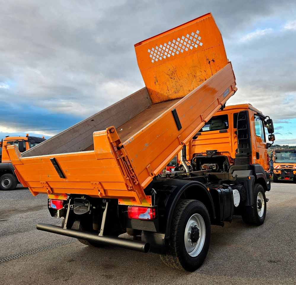 MAN TGM 13.290 4x4 Euro5 Winterdienst Single - Camion benne: photos 5 MAN TGM 13.290 4x4 Euro5 Winterdienst Single - Camion benne: photos 5