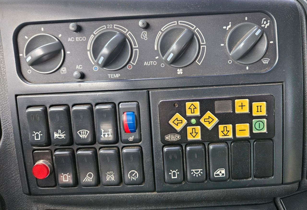 Camion benne, Camion grue MAN TGM 18.290 4x4 Palfinger PK7001 Kran Funk Euro5: photos 16