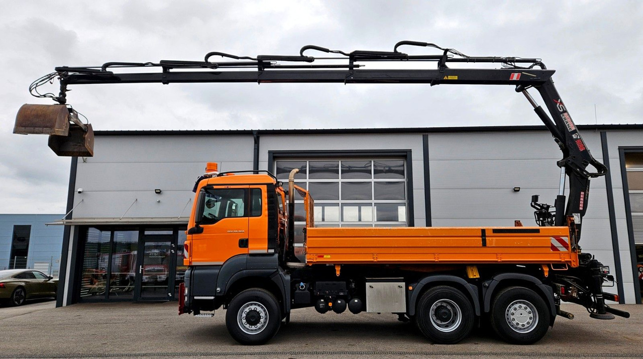MAN TGS 28.360 6x4-4 HIAB 144E-4 Kran Euro5 - Camion benne, Camion grue: photos 2 MAN TGS 28.360 6x4-4 HIAB 144E-4 Kran Euro5 - Camion benne, Camion grue: photos 2