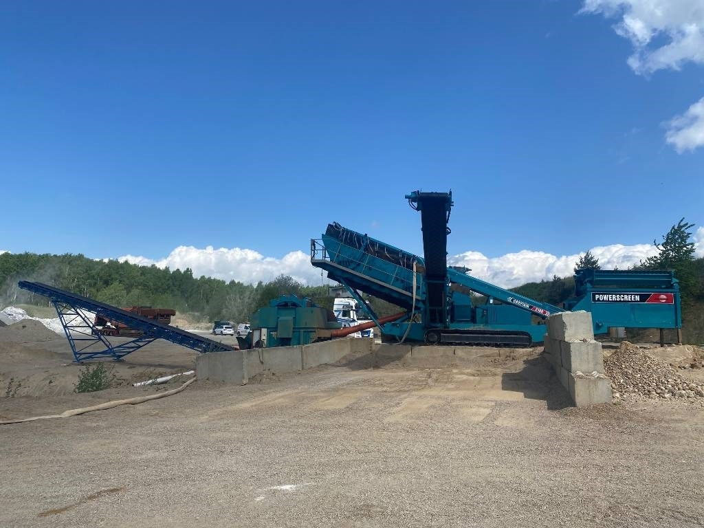 PowerScreen Chieftain 2100 - Crible: photos 1 PowerScreen Chieftain 2100 - Crible: photos 1