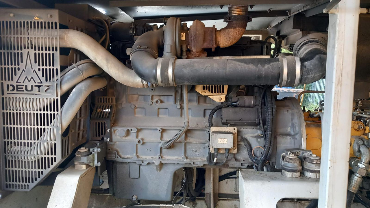 Putzmeister 2109 - Pompe à béton stationnaire: photos 2 Putzmeister 2109 - Pompe à béton stationnaire: photos 2