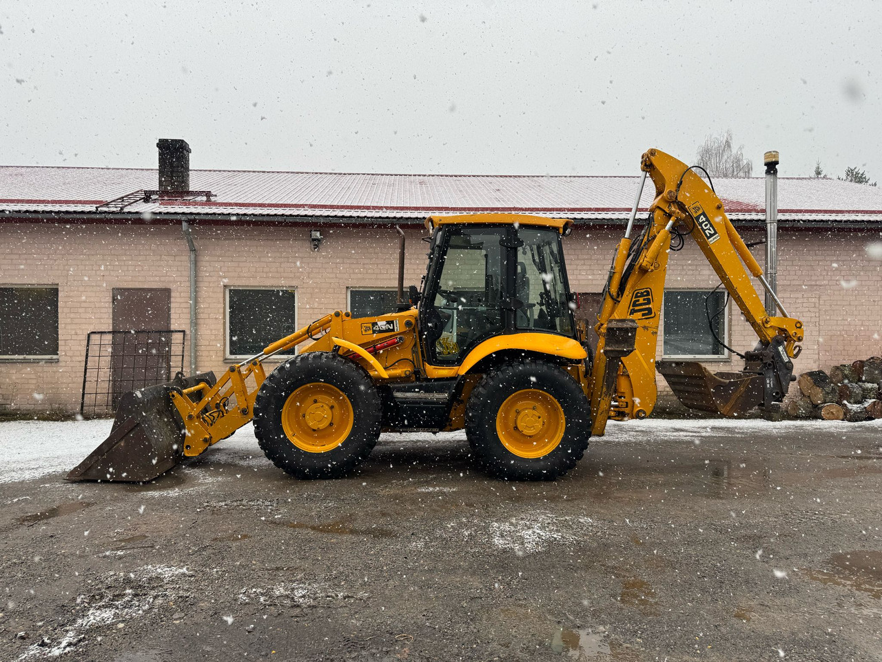JCB 4CN - Tractopelle: photos 2 JCB 4CN - Tractopelle: photos 2