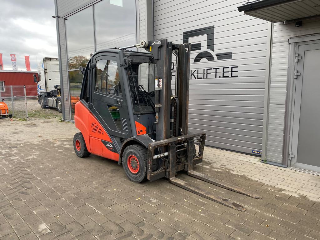Linde H35D - Chariot élévateur diesel: photos 2 Linde H35D - Chariot élévateur diesel: photos 2