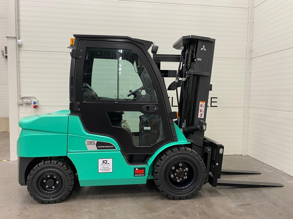 Mitsubishi FD35N3 - Chariot élévateur diesel: photos 3 Mitsubishi FD35N3 - Chariot élévateur diesel: photos 3