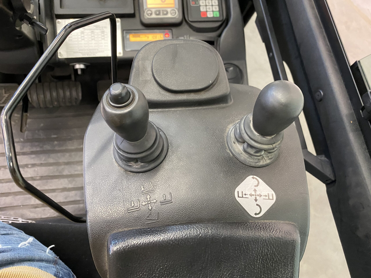 Chariot élévateur à gaz Toyota 06-8FG20F: photos 8