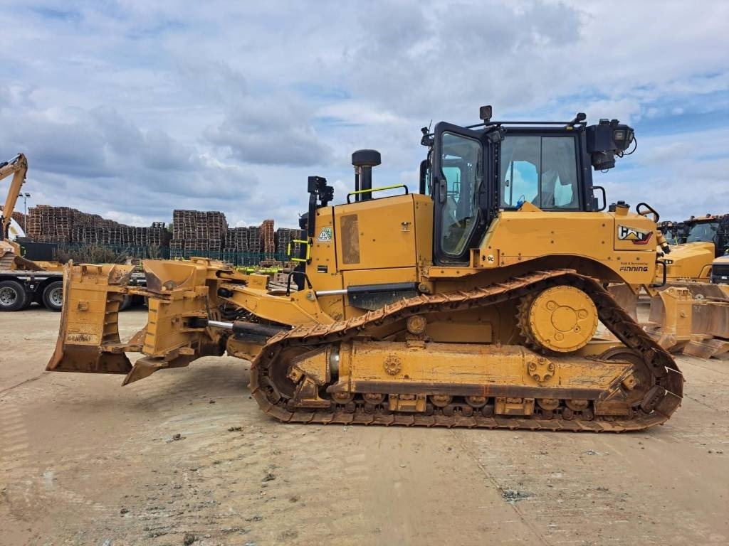 CAT D6 LGP VPAT with full Trimble GPS-system - Bulldozer: photos 1 CAT D6 LGP VPAT with full Trimble GPS-system - Bulldozer: photos 1