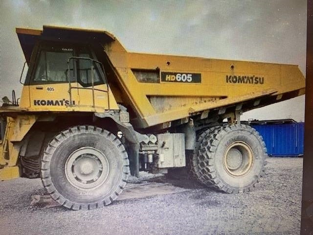 Komatsu HD 605-7 - Tombereau rigide: photos 3 Komatsu HD 605-7 - Tombereau rigide: photos 3
