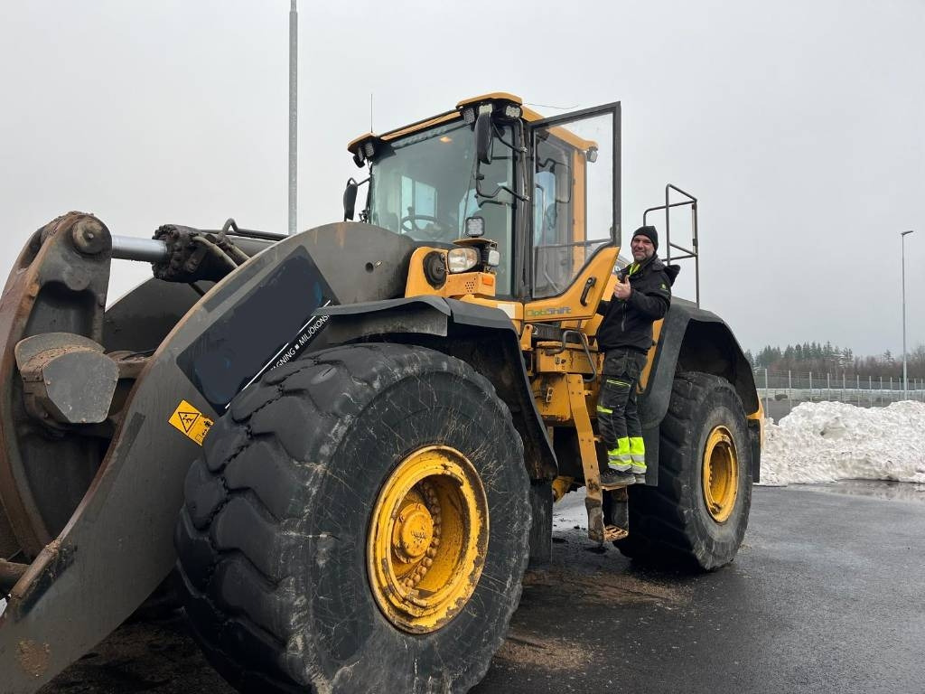 Volvo L250H Fully Equipped - Chargeuse sur pneus: photos 1 Volvo L250H Fully Equipped - Chargeuse sur pneus: photos 1