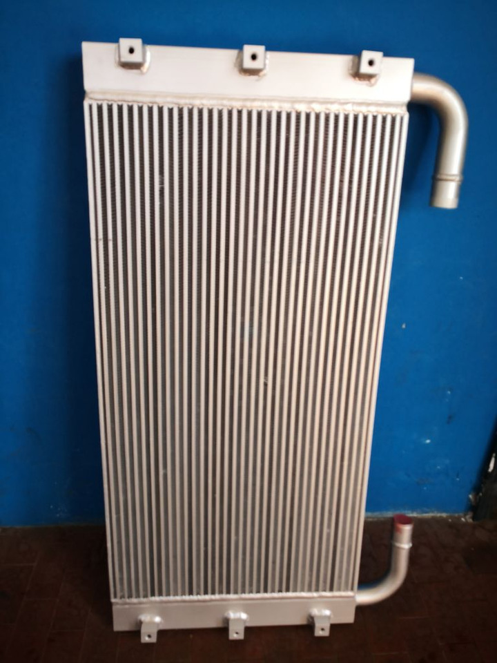 4650356 OILCOOLER HITACHI ZX270.3 280.3 - Radiateur: photos 2 4650356 OILCOOLER HITACHI ZX270.3 280.3 - Radiateur: photos 2