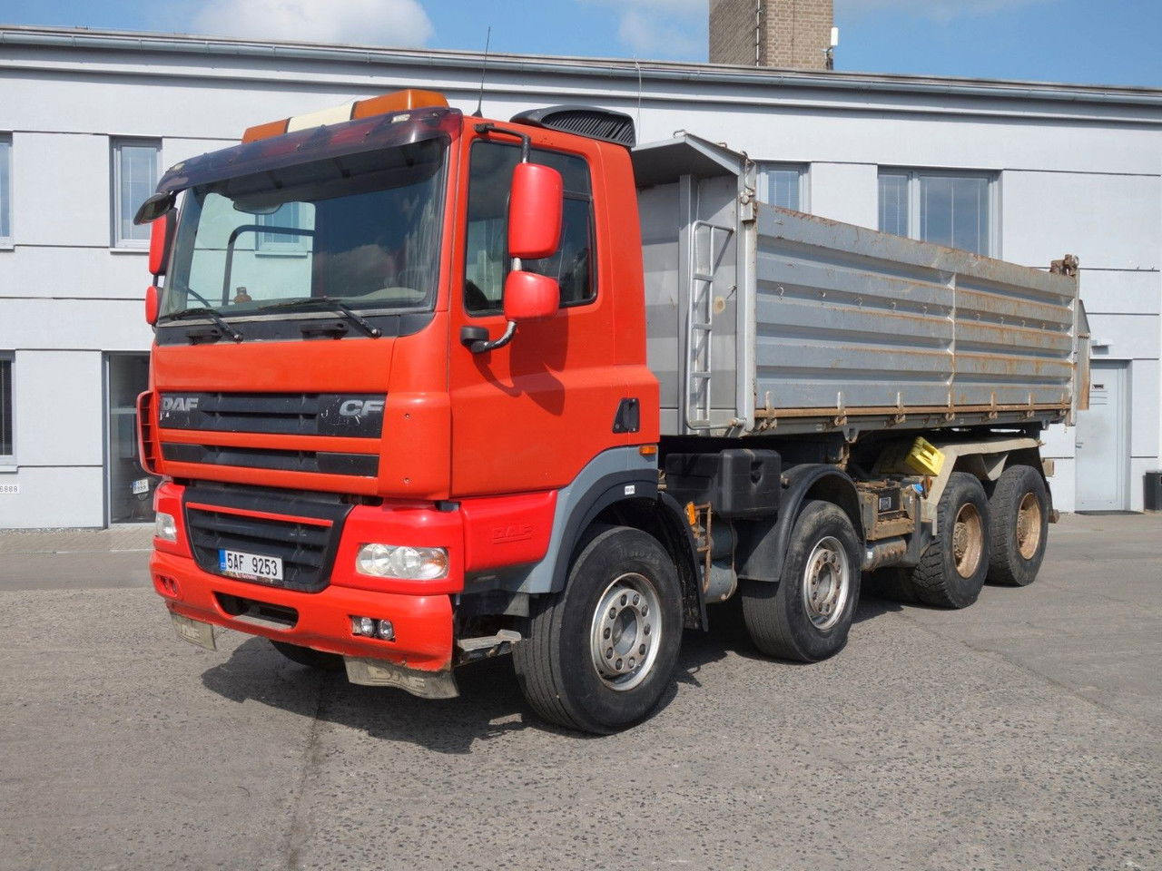 DAF CF 85.410 8x4 mit Meiller - Camion benne: photos 1 DAF CF 85.410 8x4 mit Meiller - Camion benne: photos 1
