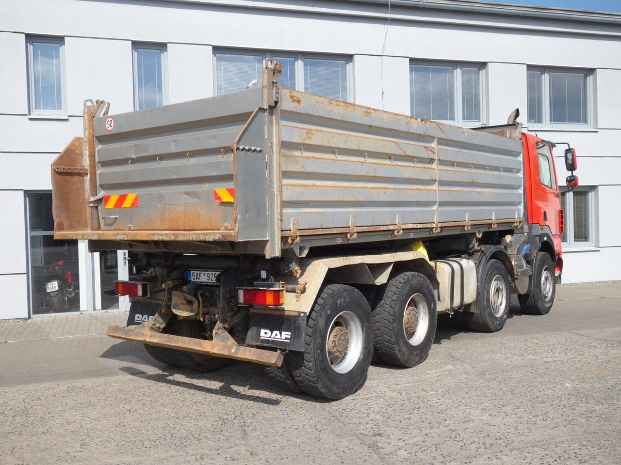 DAF CF85.410 8x4 mit Meiller - Camion benne: photos 5 DAF CF85.410 8x4 mit Meiller - Camion benne: photos 5