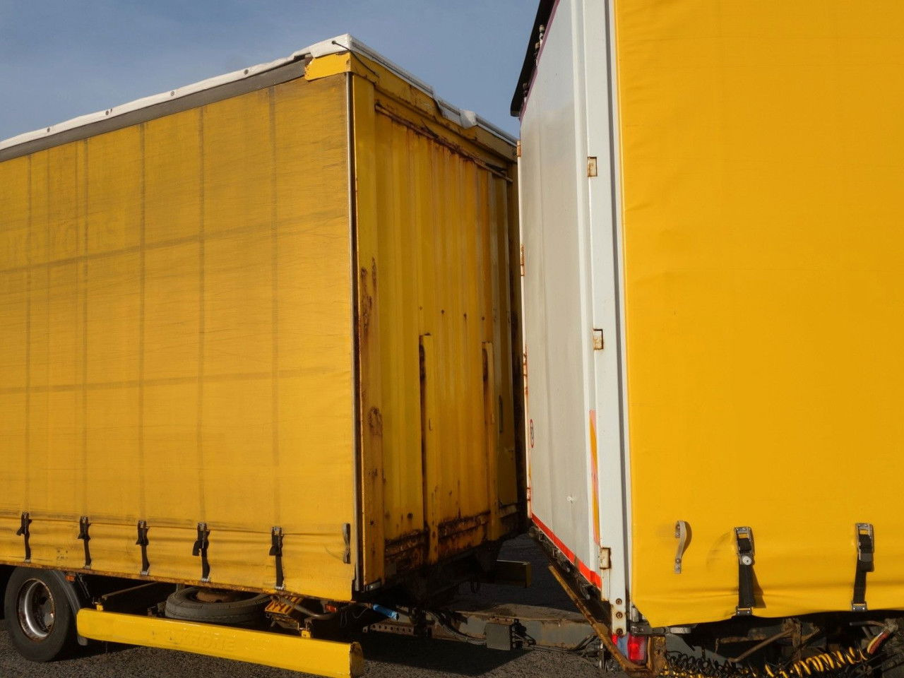 MAN TGX 24.400 EEV 6x2 + Anhänger Krone 120m3 - Camion à rideaux coulissants: photos 5 MAN TGX 24.400 EEV 6x2 + Anhänger Krone 120m3 - Camion à rideaux coulissants: photos 5