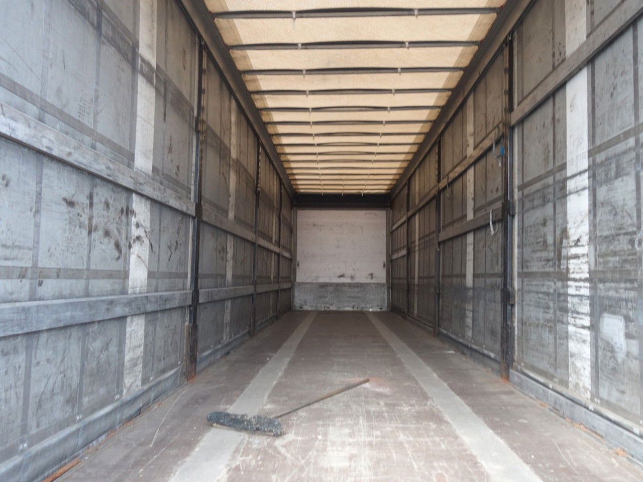 Schwarzmüller SPA 3/E Mega, Liftachse, SAF Achsen, 2 Stk. SPA 3/E Mega, Liftachse, SAF Achsen, 2 Stk. - Semi-remorque rideaux coulissants: photos 5 Schwarzmüller SPA 3/E Mega, Liftachse, SAF Achsen, 2 Stk. SPA 3/E Mega, Liftachse, SAF Achsen, 2 Stk. - Semi-remorque rideaux coulissants: photos 5