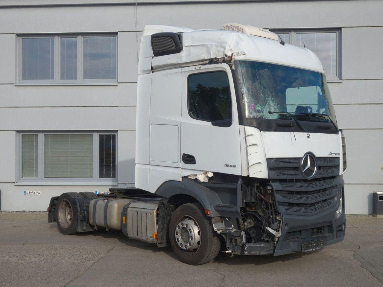 Mercedes-Benz Actros 1845 LD BIG Space MirrorCam - Tracteur routier: photos 2 Mercedes-Benz Actros 1845 LD BIG Space MirrorCam - Tracteur routier: photos 2