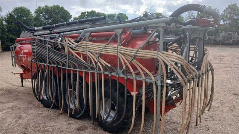 AP GV 25 m. 24 slangbom - Tonne à lisier: photos 4 AP GV 25 m. 24 slangbom - Tonne à lisier: photos 4