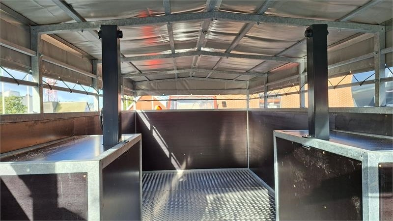 CN Agro Model D - Remorque bétaillère, Remorque agricole: photos 5 CN Agro Model D - Remorque bétaillère, Remorque agricole: photos 5