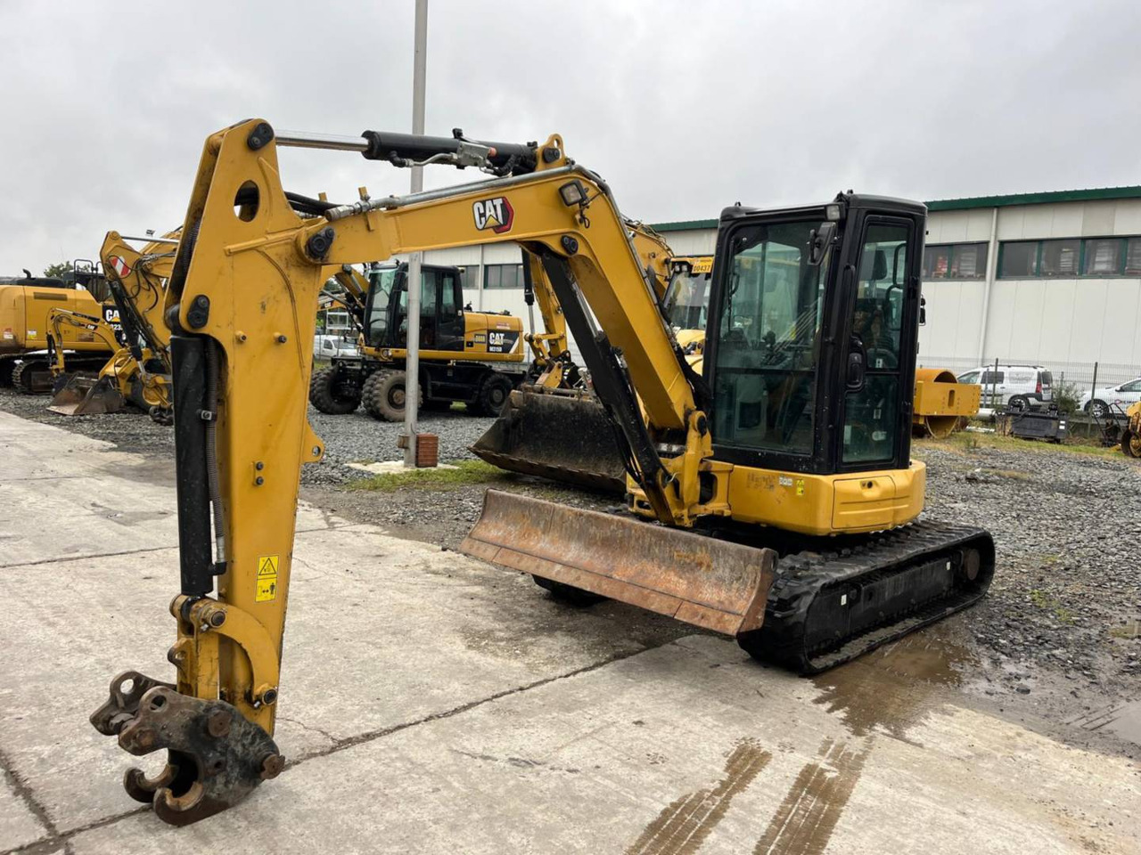 CAT 308E2CRSB - Pelle sur chenille: photos 1 CAT 308E2CRSB - Pelle sur chenille: photos 1
