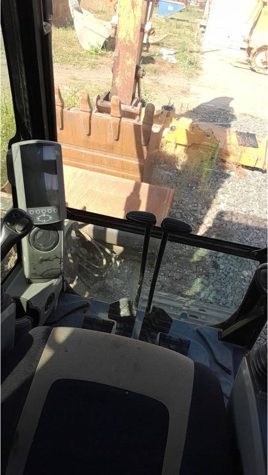 Pelle sur chenille CAT 320EL: photos 8 Pelle sur chenille CAT 320EL: photos 8