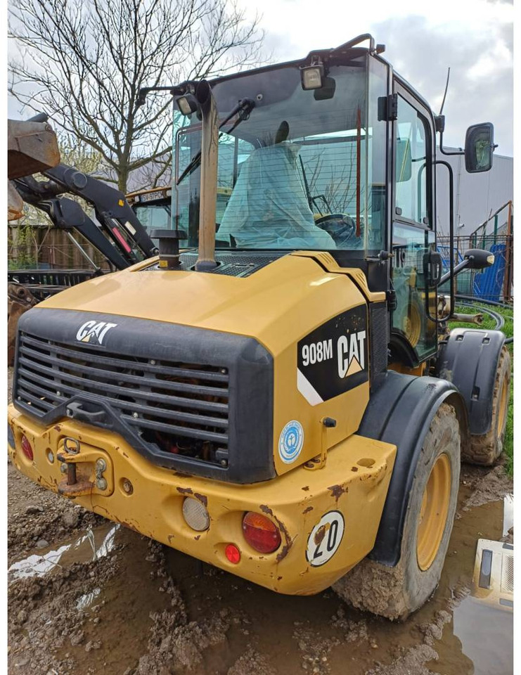 CAT 908M - Chargeuse sur pneus: photos 3 CAT 908M - Chargeuse sur pneus: photos 3