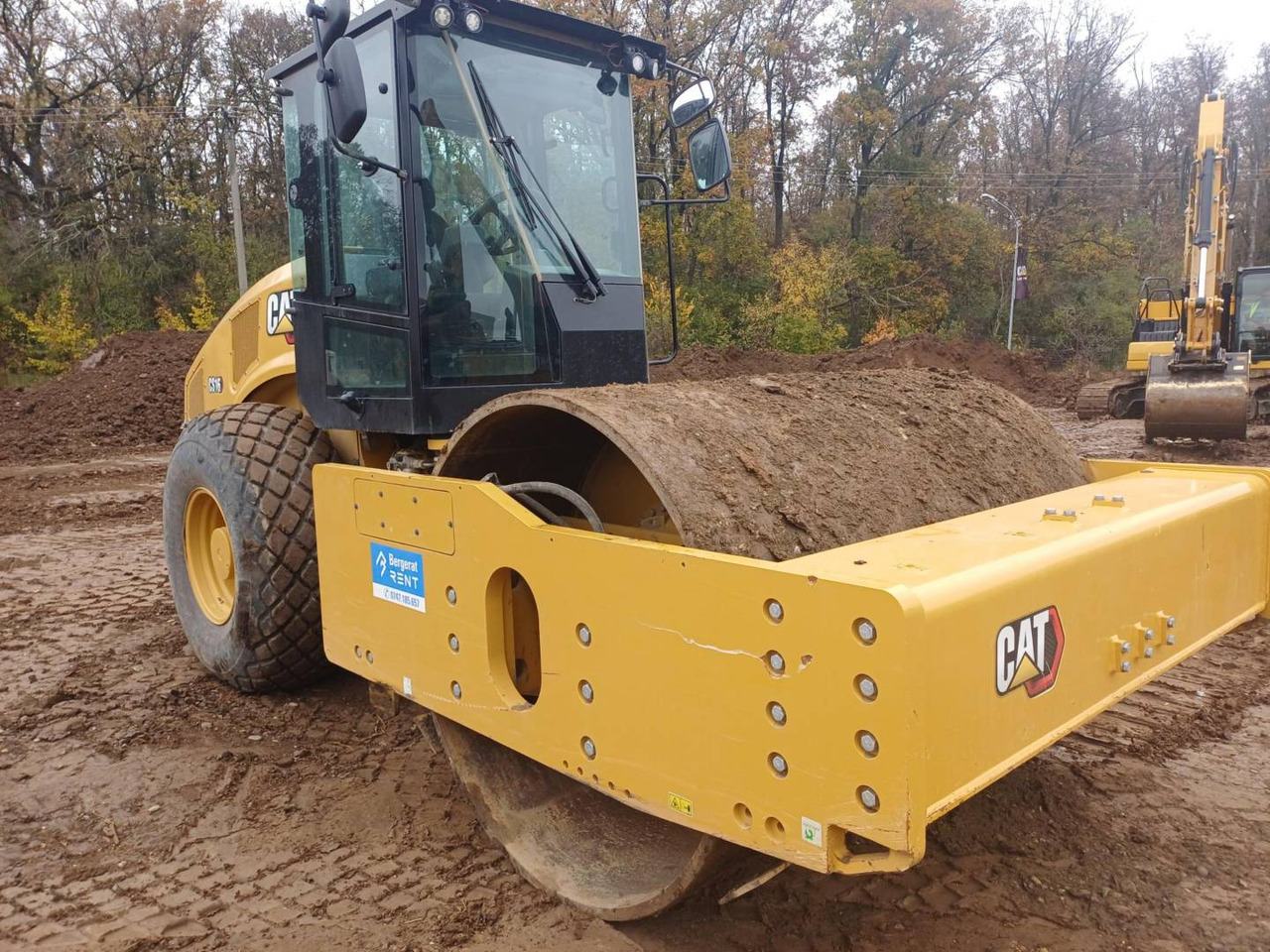 CAT CS16-03 - Compacteur à pieds de mouton/ Monocylindre: photos 2 CAT CS16-03 - Compacteur à pieds de mouton/ Monocylindre: photos 2